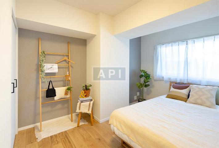  |  Interior photo 05