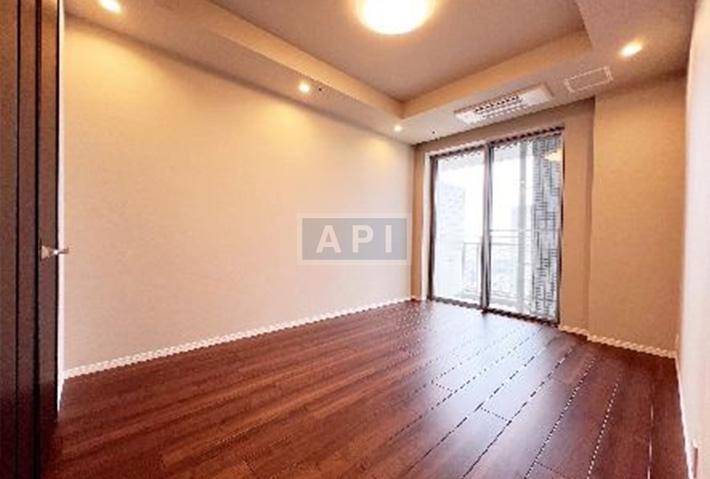  |  Interior photo 05