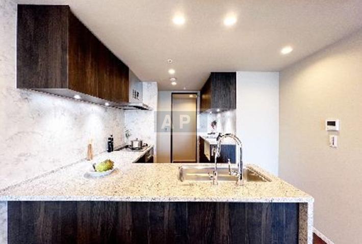  |  Interior photo 03